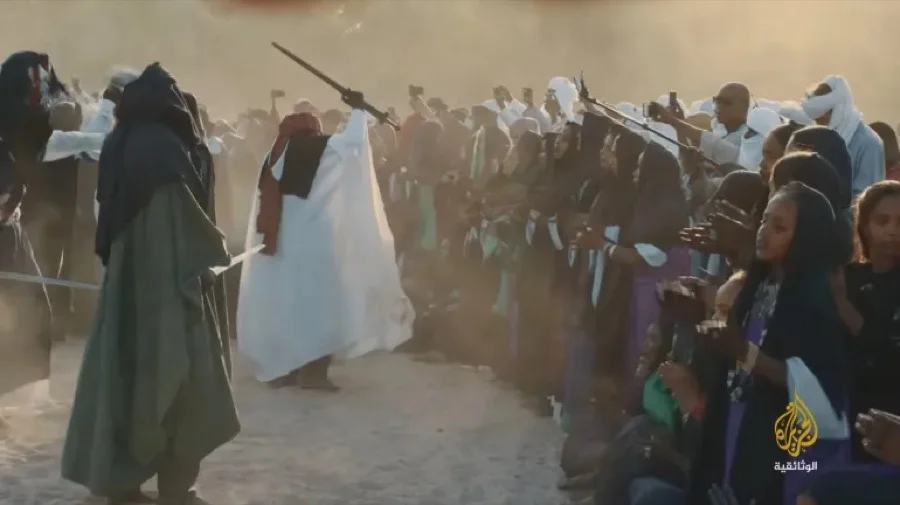 رقصة السيوف في السبيبة وسط الحشود
